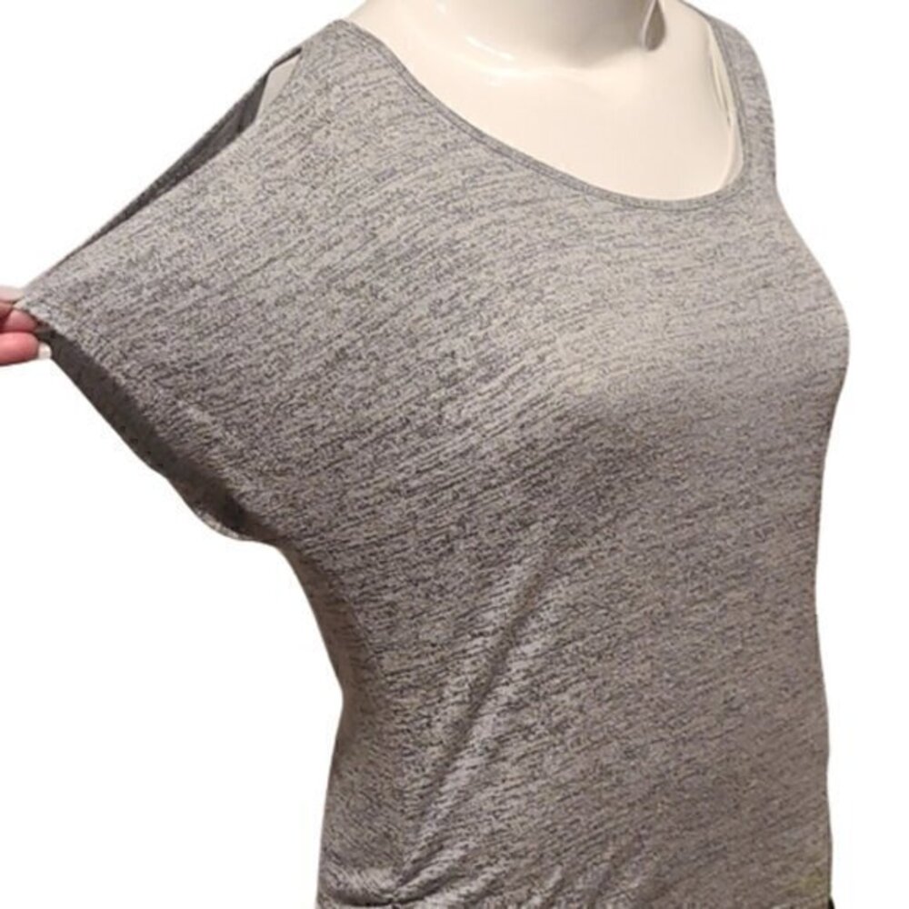 [NAIF] Open Shoulder Top - Size XL